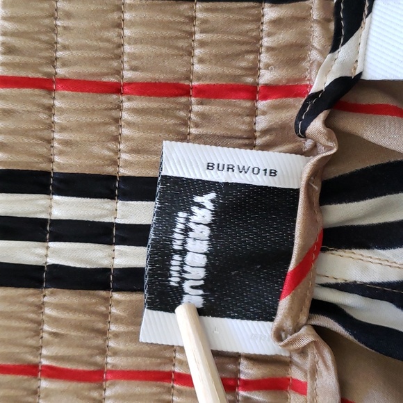 BURBERRY ICON STRIPE 100% SILK MARSETT SHORTS - Picture 9 of 11